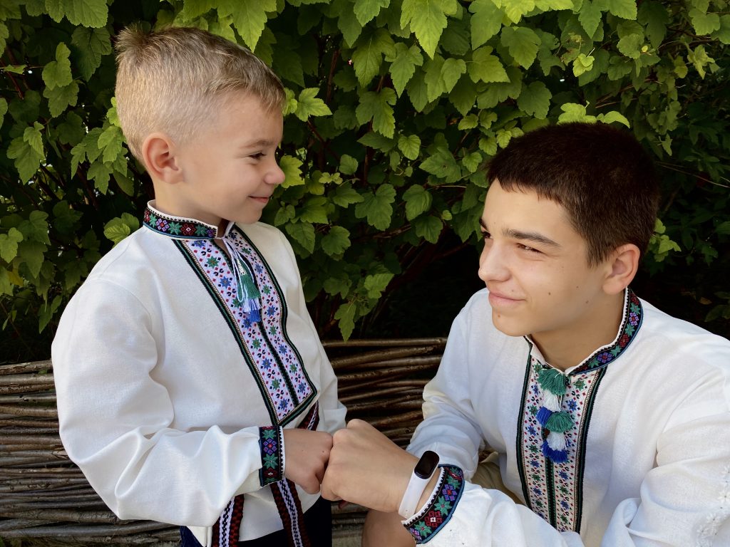 Хлопчача борщівська сорочка